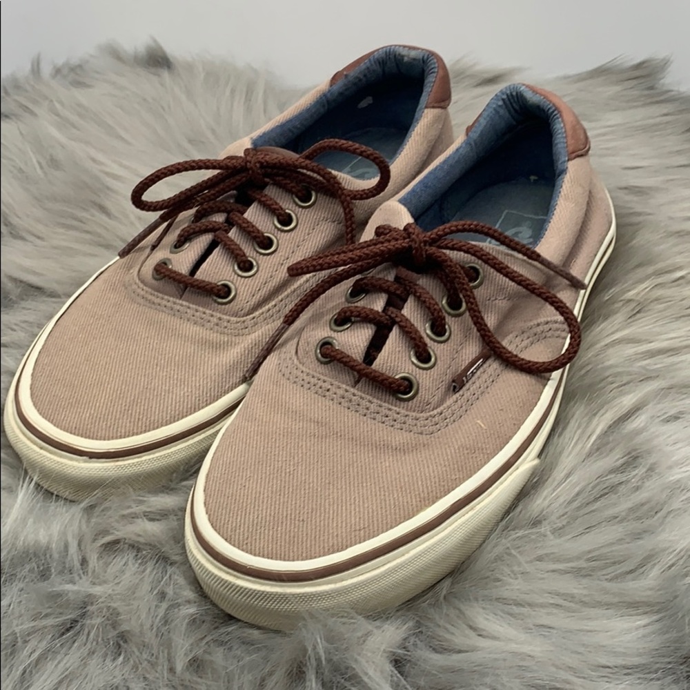 Vans sizes 8. Used
